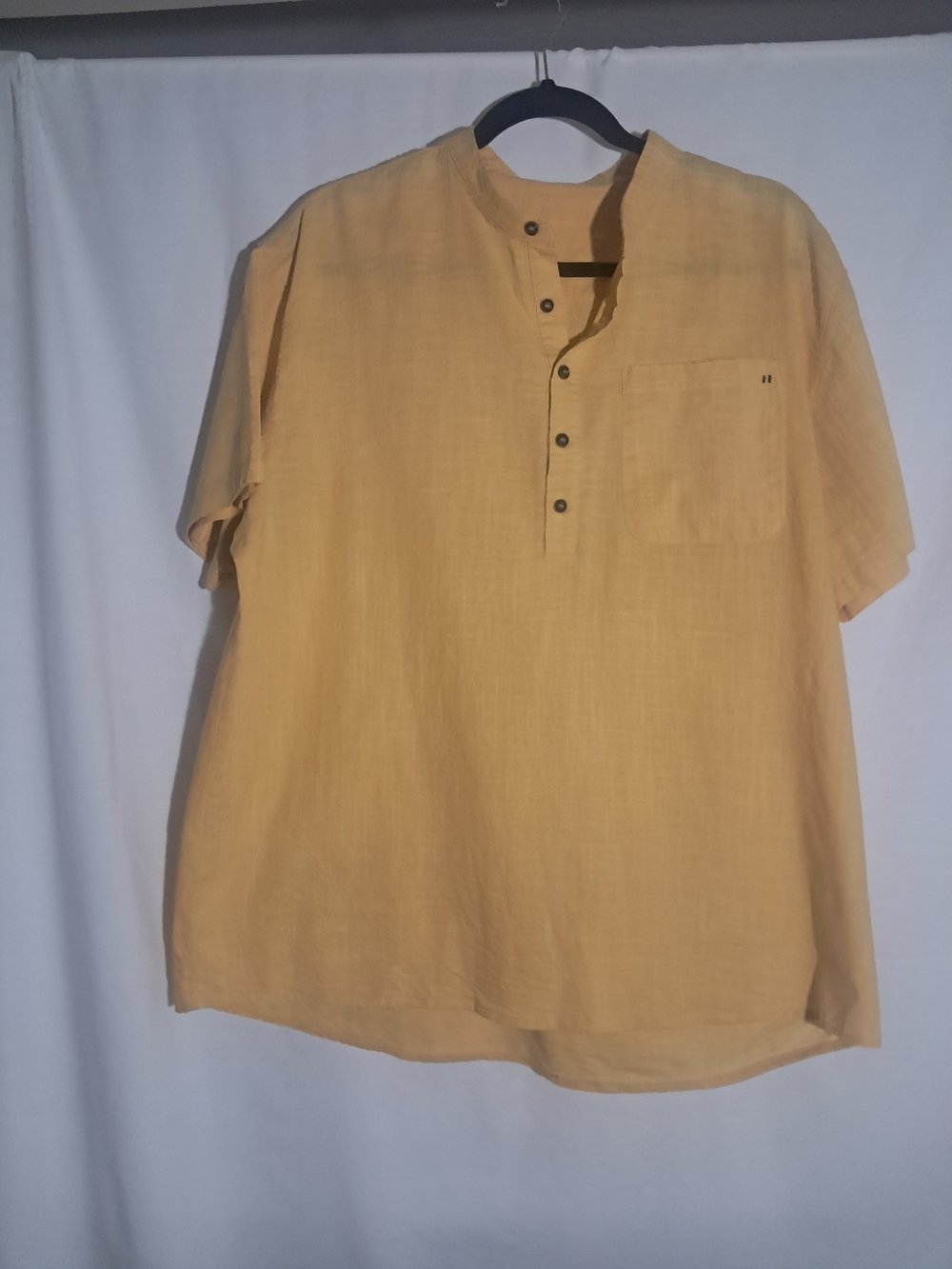 SHEIN Women's Short-Sleeve Mandarin Button-Down Shirt in Mustard Yellow